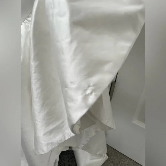 Reception Dress - Picture 3 of 12